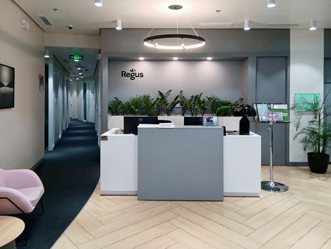 Regus — Atria Technohub 1 workspace view 3